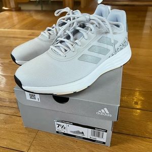 Adidas Running Sneakers 7.5